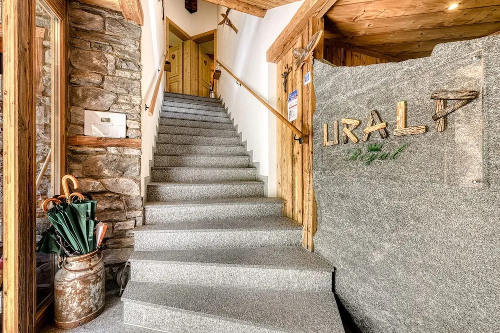 URALP Royal by Hello Fewo Apartments