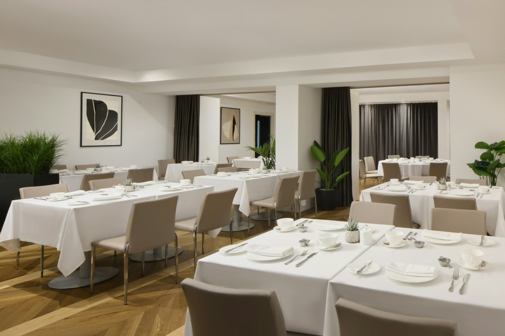 The Queens Gate Hotel