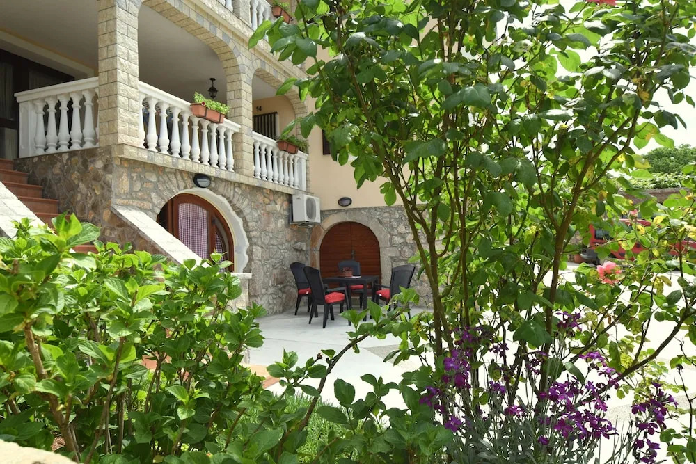 Apartment Ivica