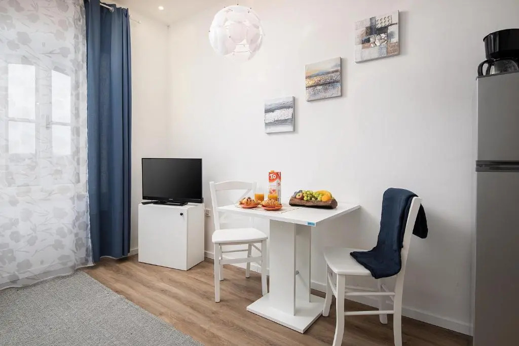 Modern Antique apartment's Villa Castropola 8, located in Center of Pula