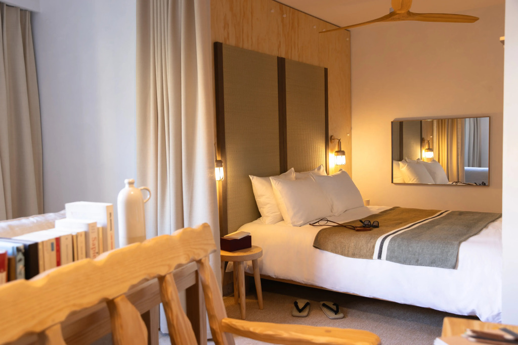 MOB HOTEL Cannes