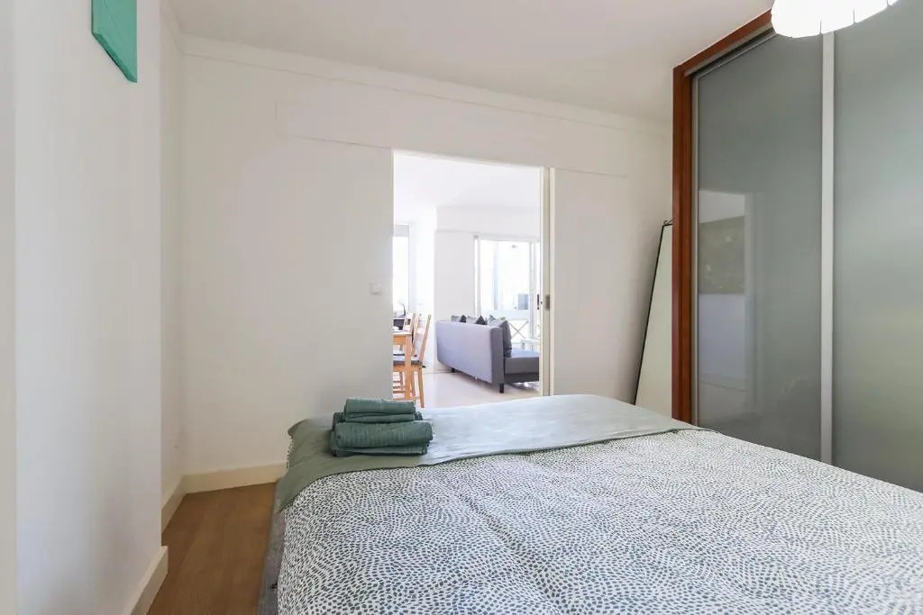 Lisbon Flower 360º - Your Lovely Flat with Pool and Parking