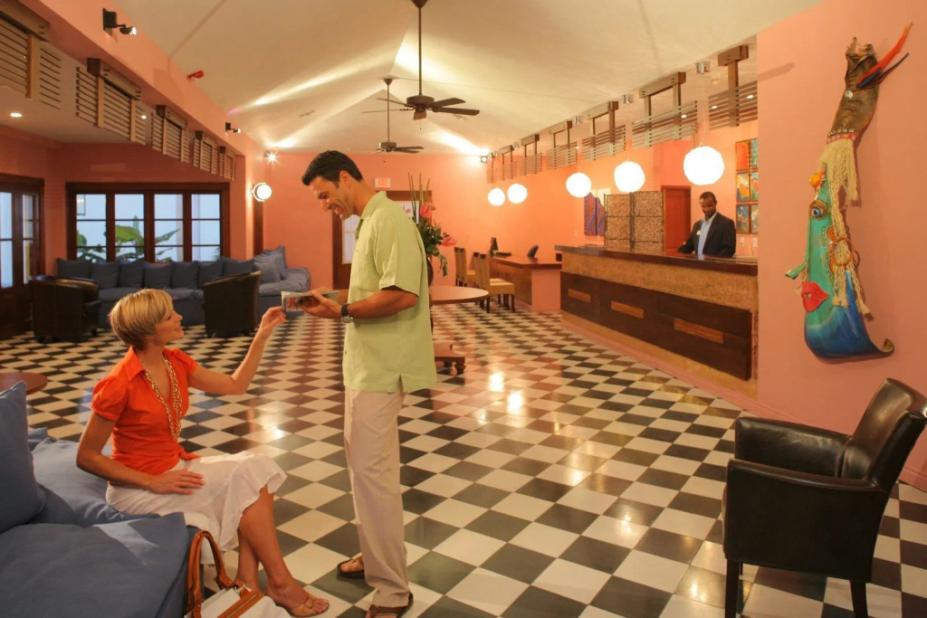 Pelican Bay Hotel