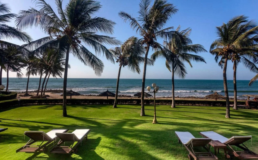 Lotus Muine Resort & Spa