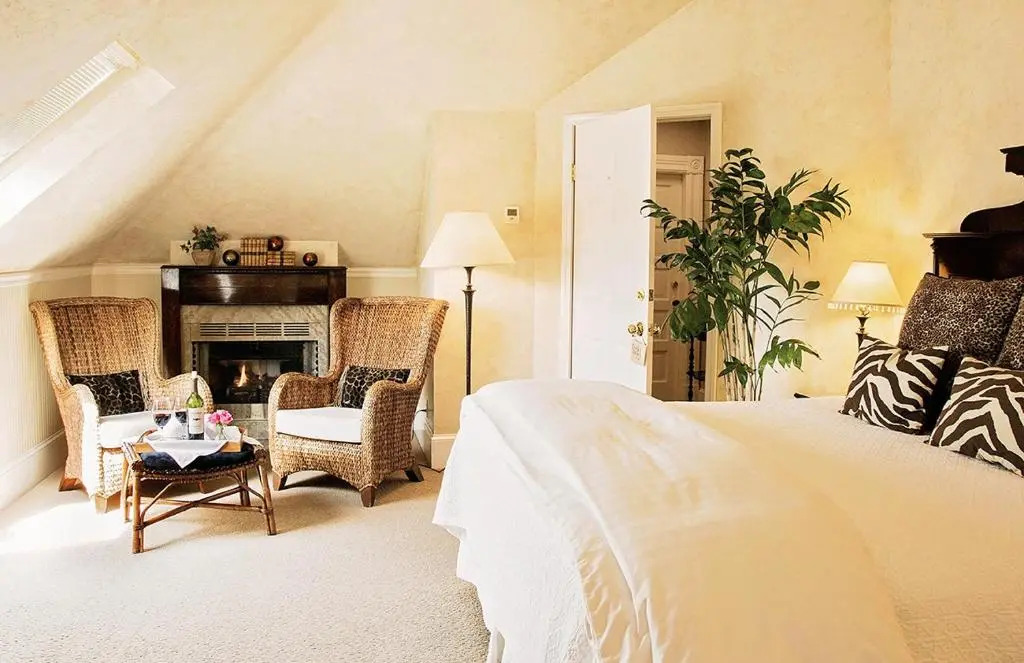1801 First Luxury Inn