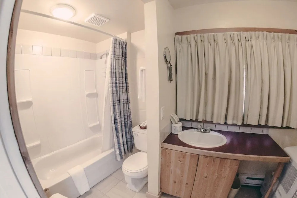 Snow Valley Lodging