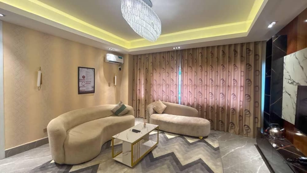 Sujimoto Residences Precious