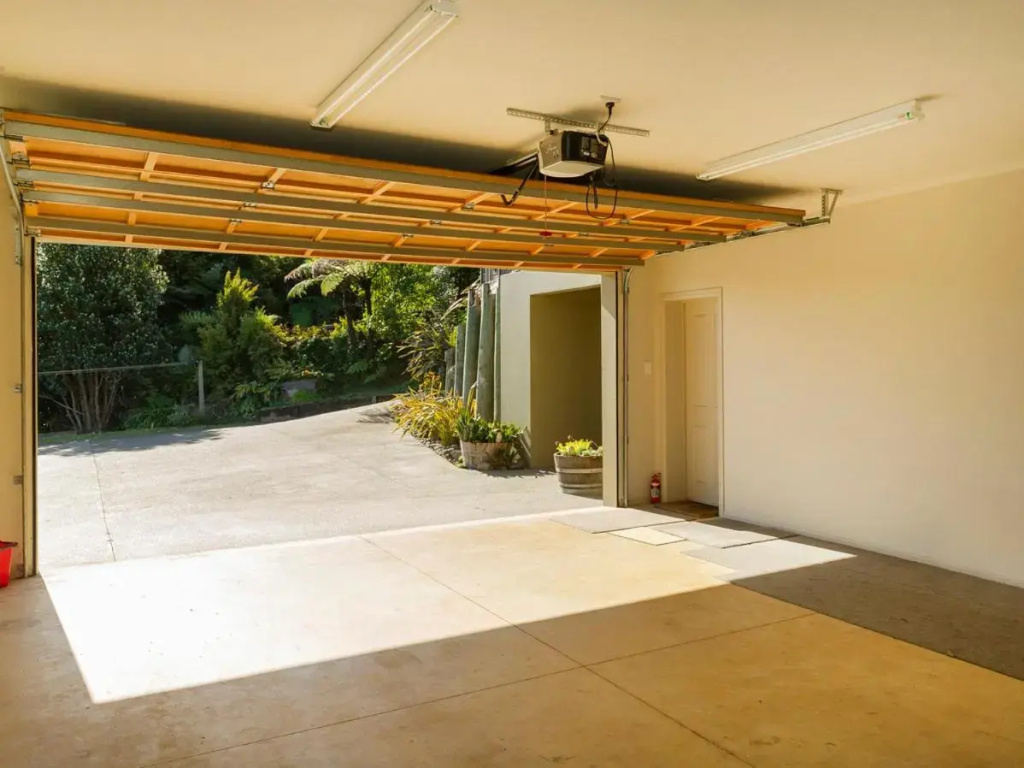 View from the Top - Whitianga Holiday Home