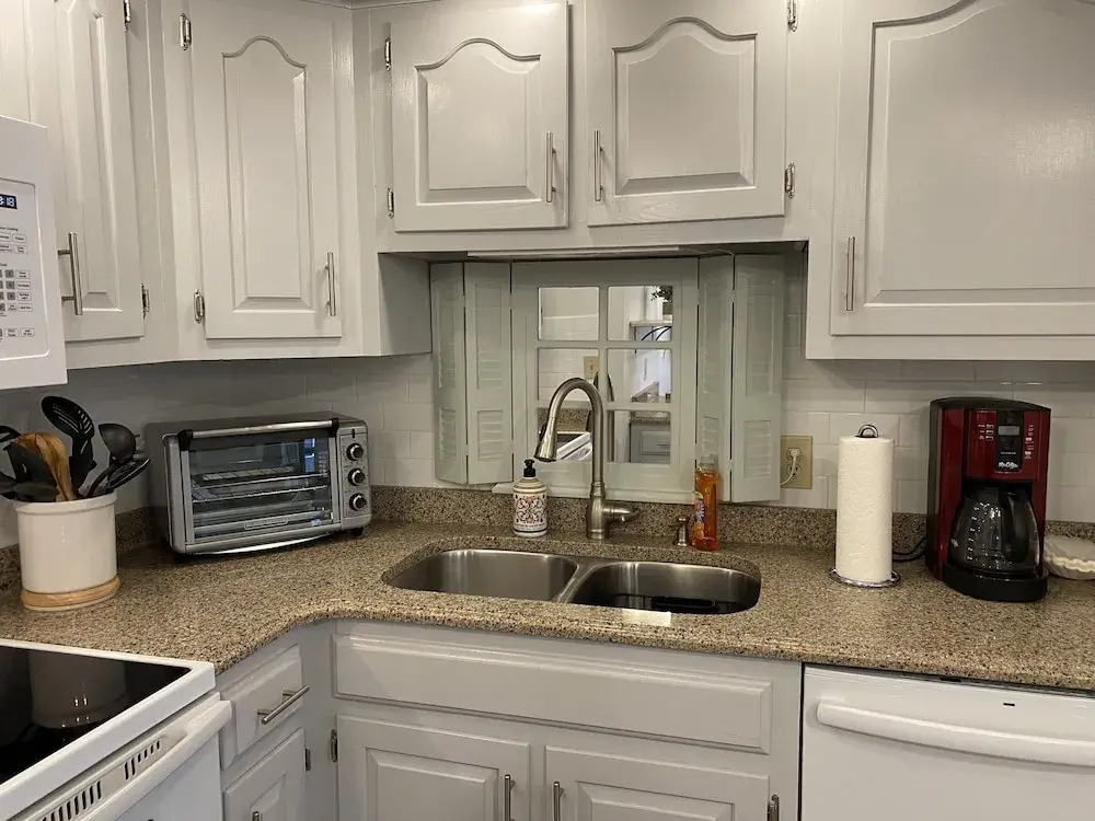 Tilghman Lakes H4 3 Bedroom Condo by RedAwning