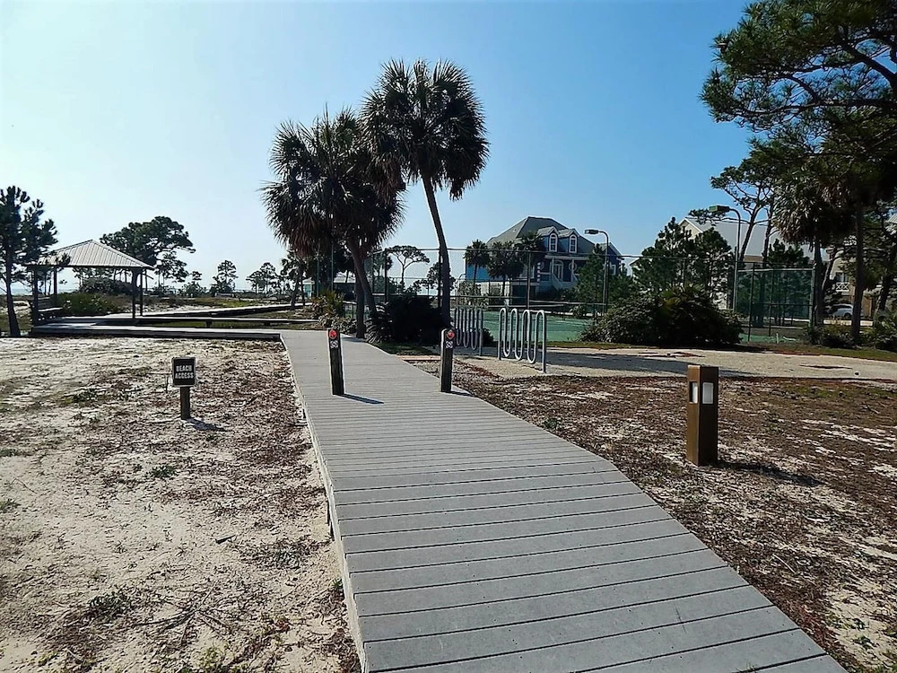 051 Island Dunes 3 Bedroom Home