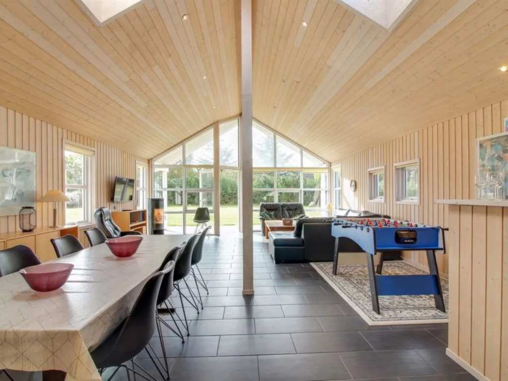 "Alyna" - 850m from the sea in NW Jutland