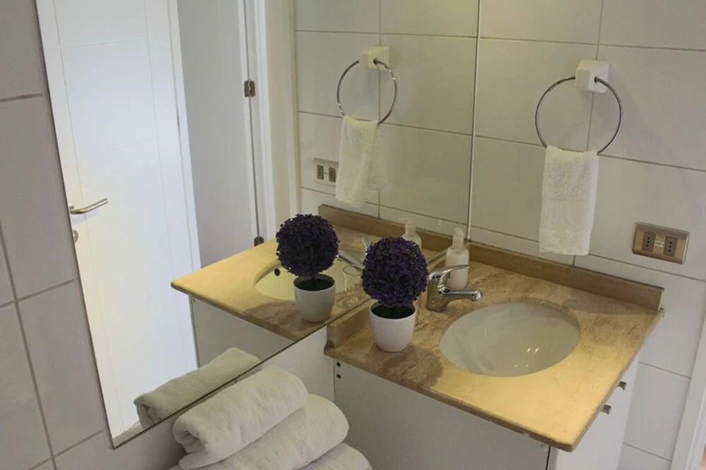 UH ApartHotel Lastarria 104
