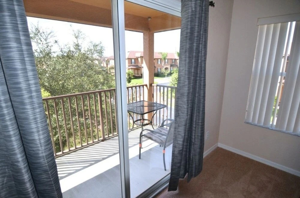 Amazing Townhome! Regal Palms - 745LAM