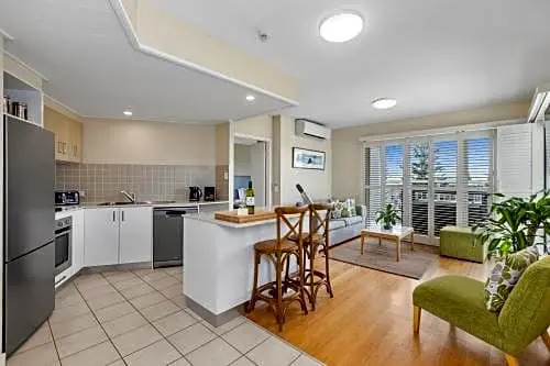 Salt 1brm apartment with Spa bath and Ocean views