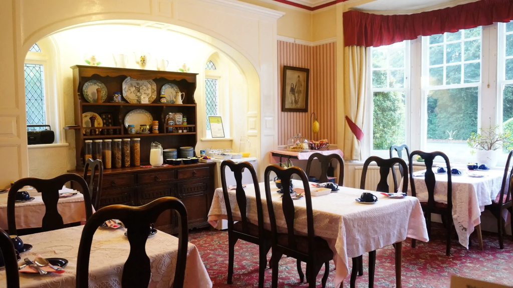 The Lawn Guest House Gatwick