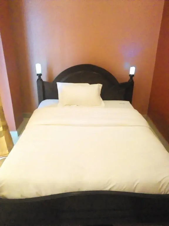 Suzie hotels