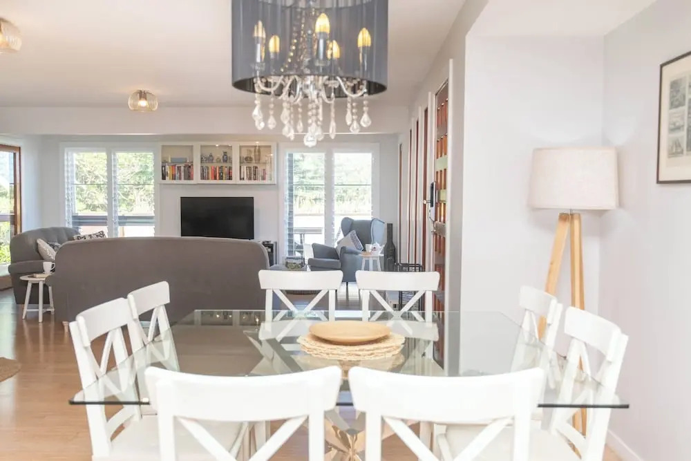 Whalers Watch Luxury Home