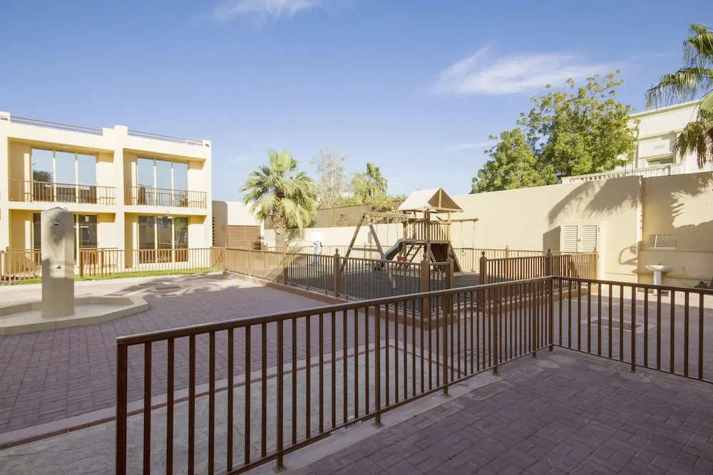 Bespoke Residences - Waikiki Townhouses