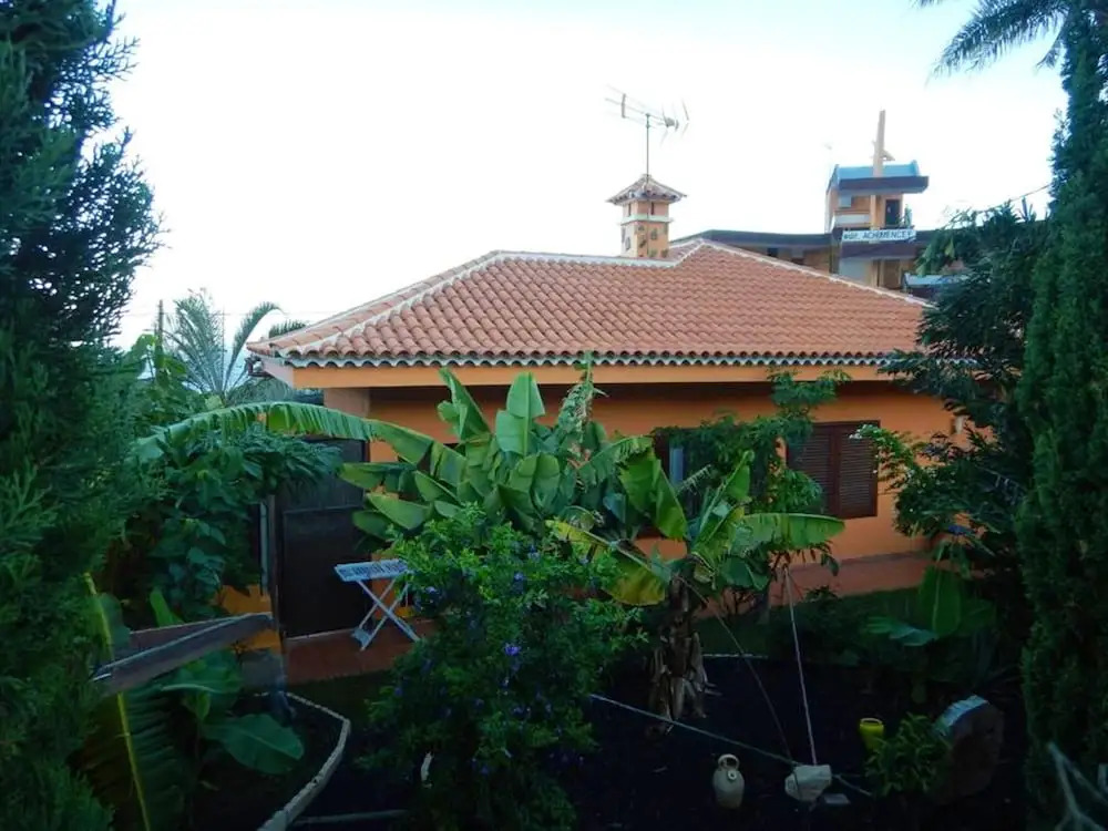 Studio in Bajamar, With Wonderful Mountain View, Enclosed Garden and Wifi