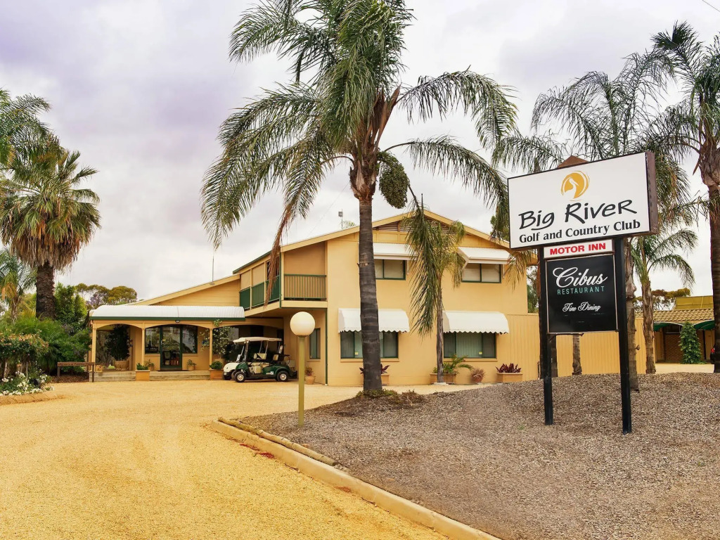 Big River Golf & Country Club