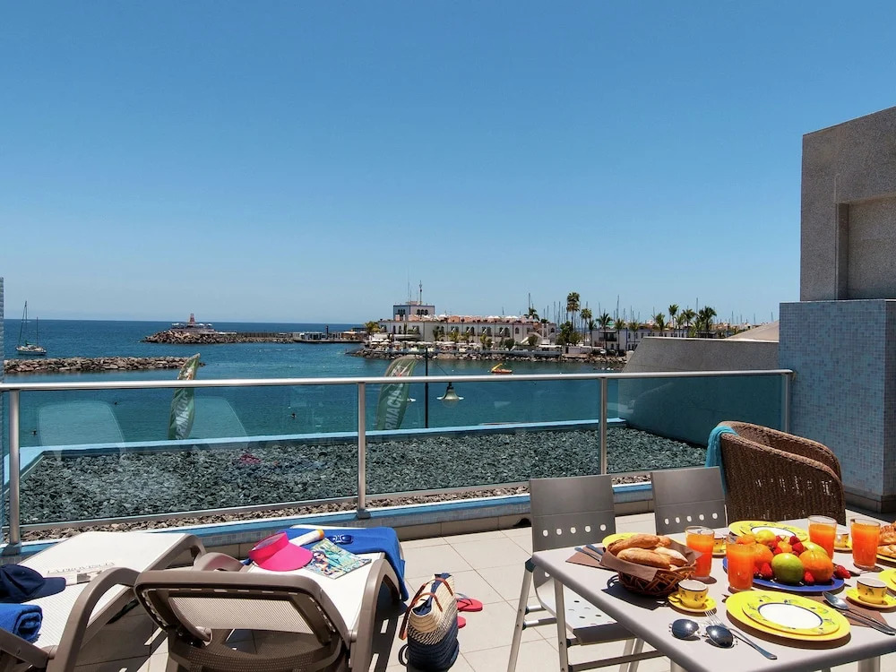 Apartment in Heart of Mogan near Beach