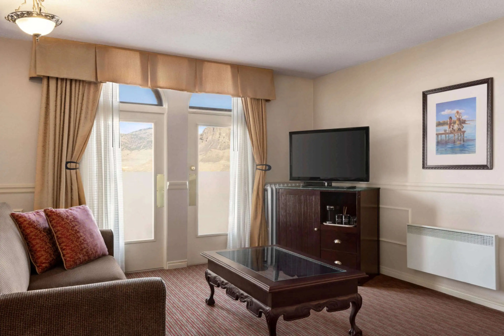 The Plaza Hotel Downtown, Trademark Collection by Wyndham