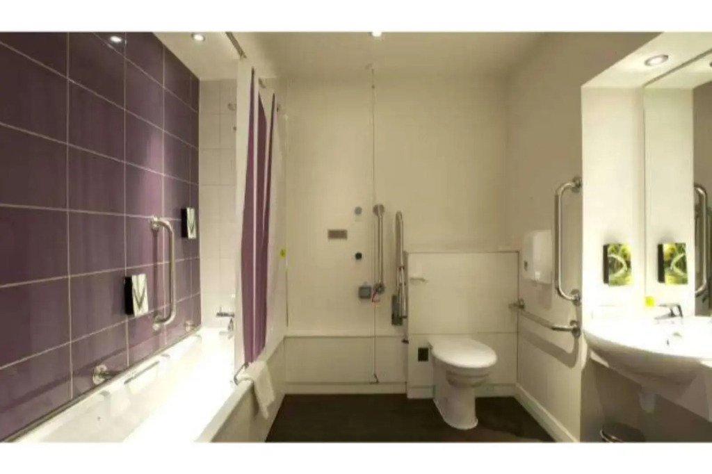 Premier Inn Stratford-Upon-Avon Central
