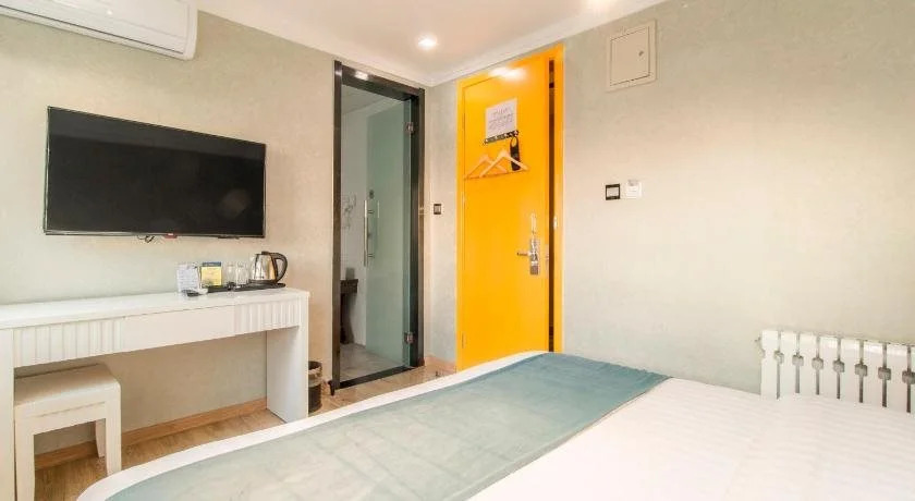 Gaudi Laike Hotel