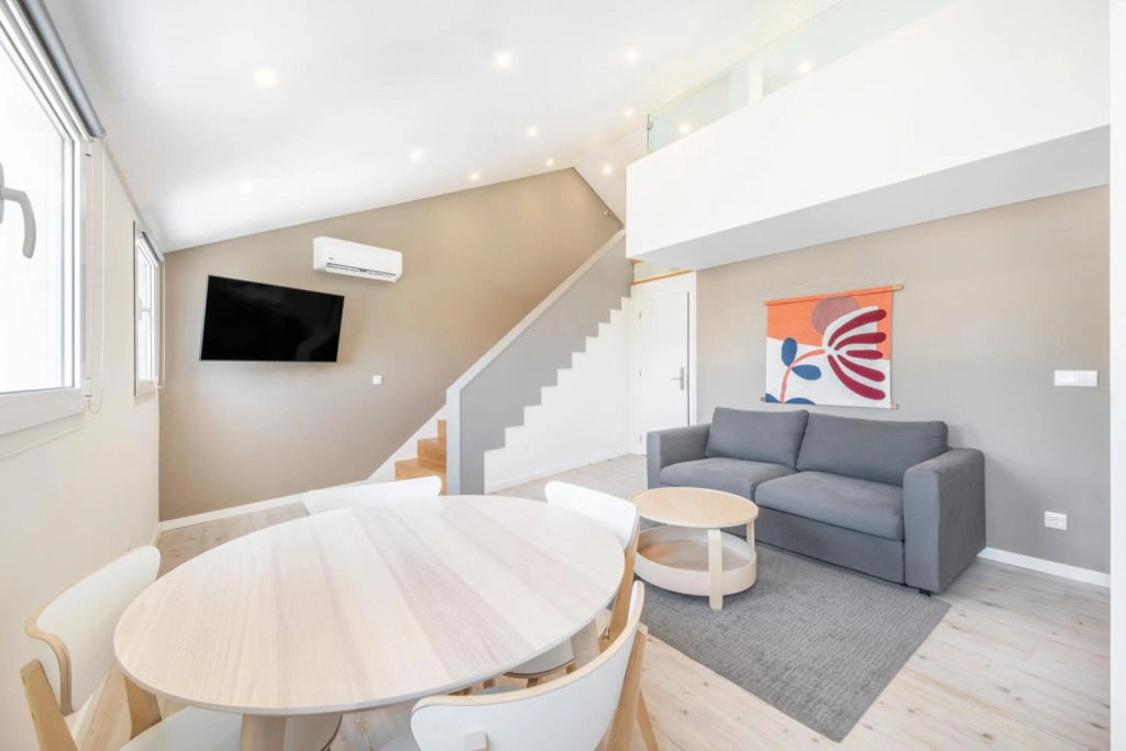 Olala Lisbon Oriente Suites D