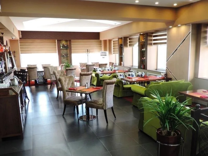 Zaisan Gate Hotel