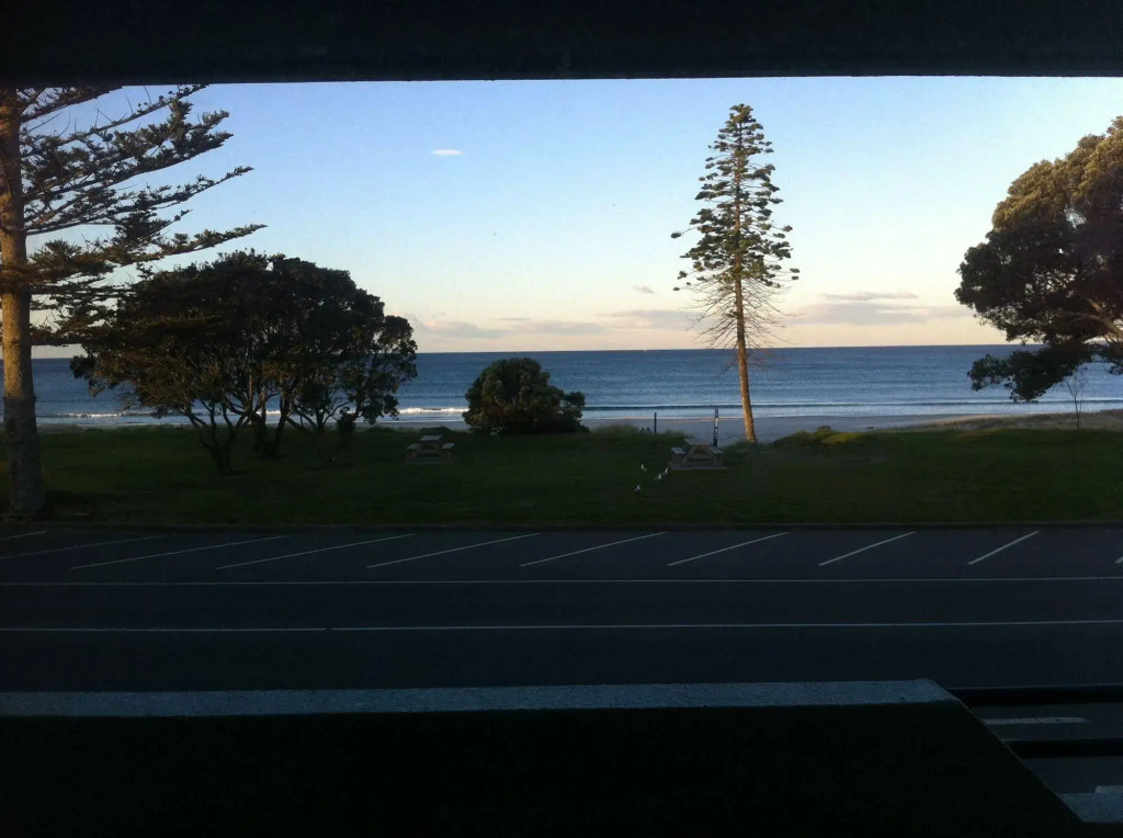 Ocean Waves Hotel