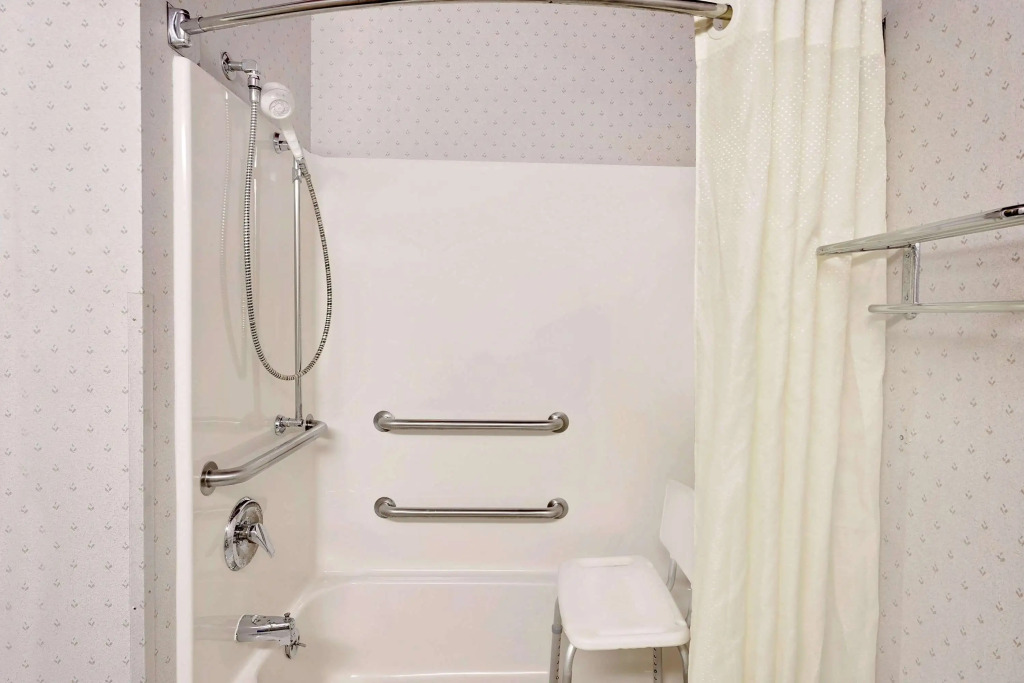 Microtel Inn & Suites by Wyndham Madison East