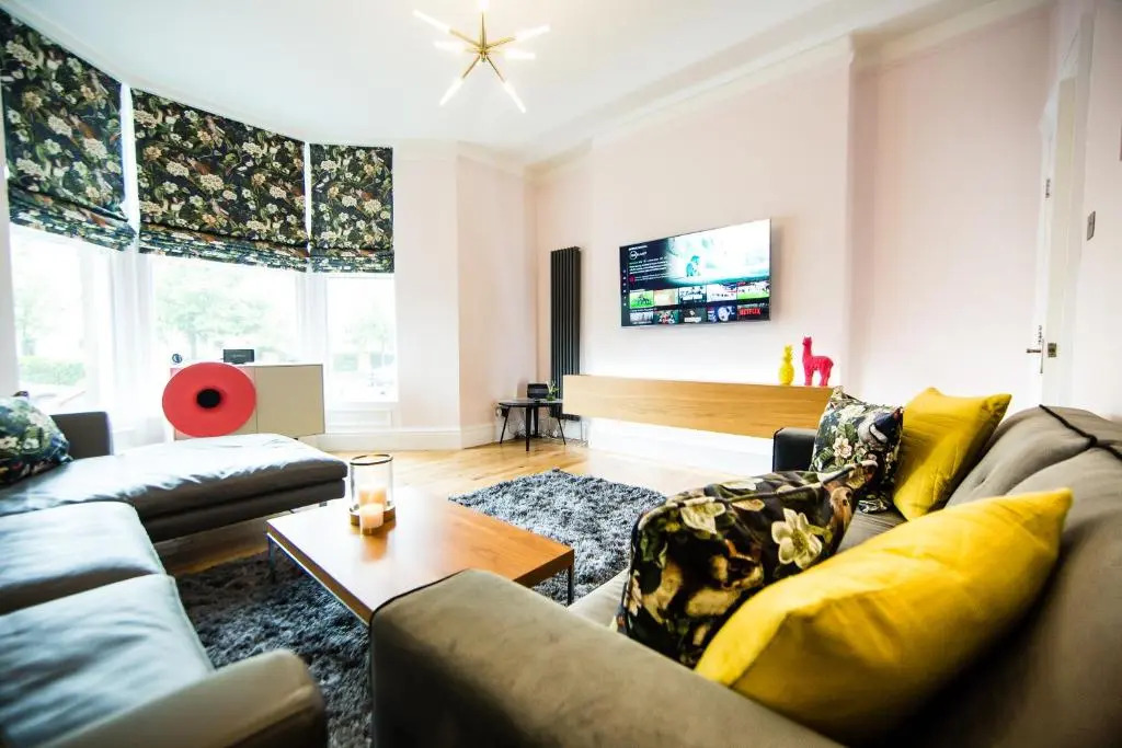 Maison Parfaite HG1 - 2 Luxury apartments with Parking Space - Near town centre