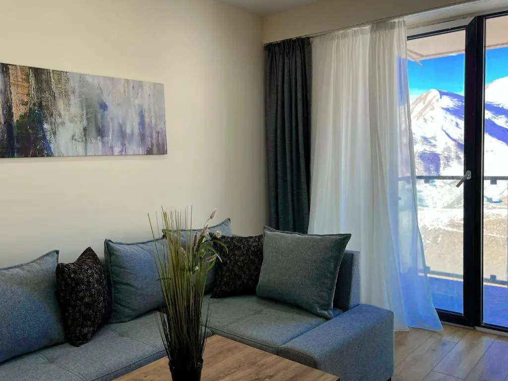 Delux apartment for 6 guest, new gudauri