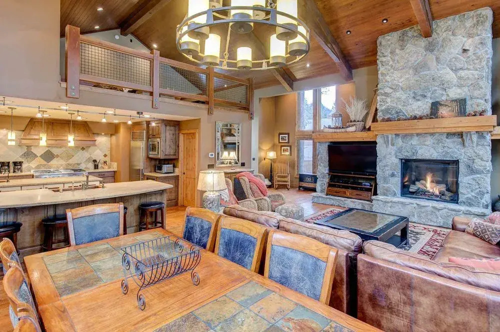 Mammoth View Villas #3 condo