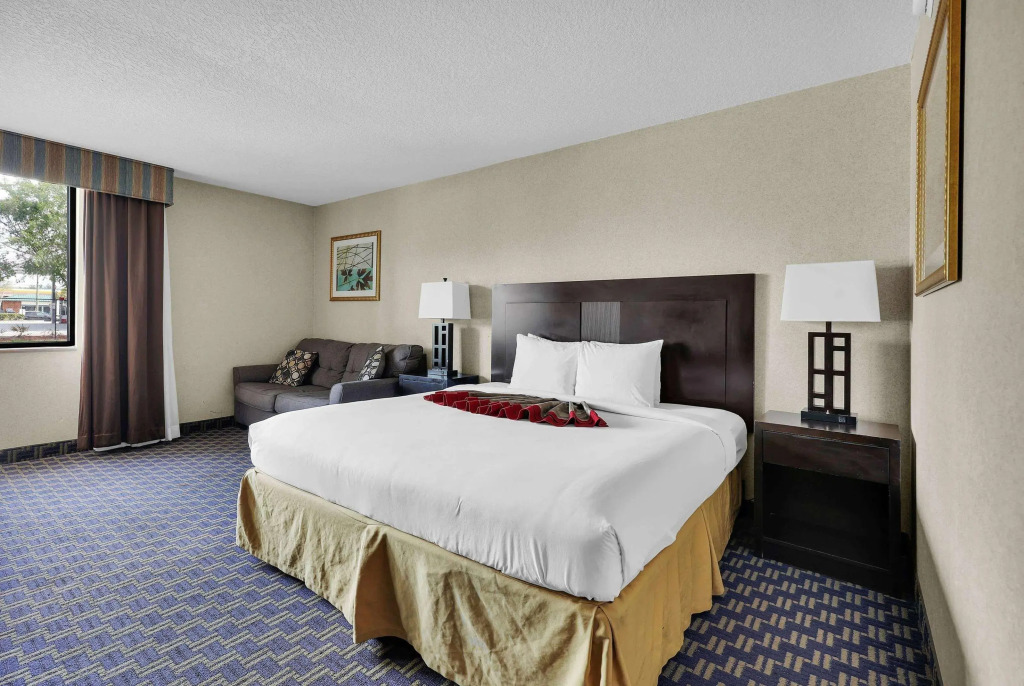 Ramada Jacksonville South Conference Center