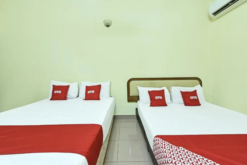 OYO 90736 Lh Resak Motel