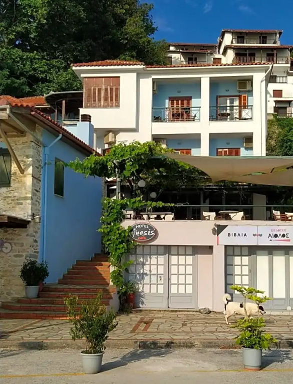 Anesis Hotel