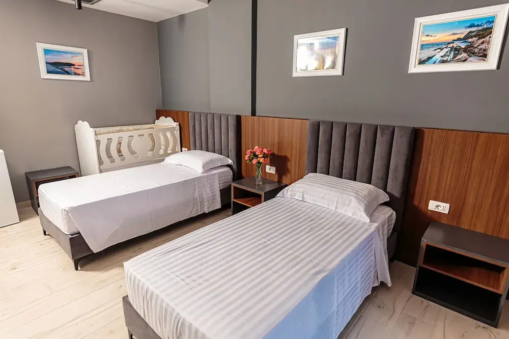 Hotel Amare