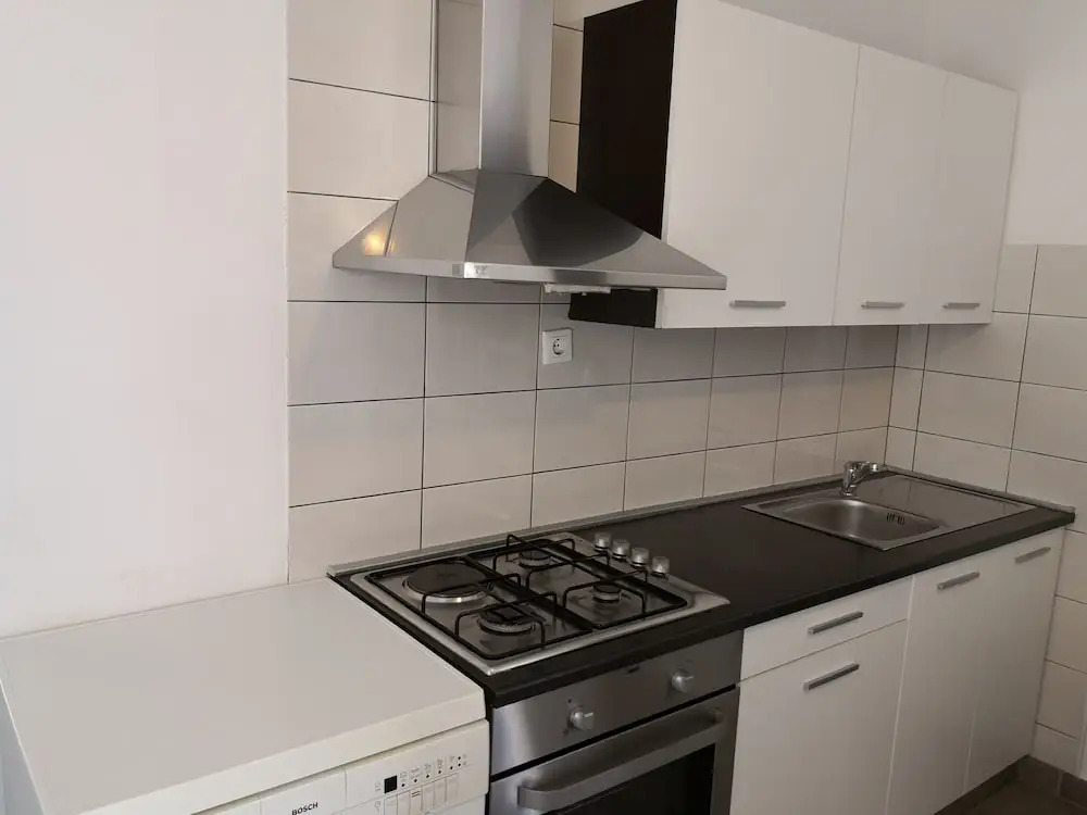 Emperor Apartment4 Star Accommodation for the Price of 3