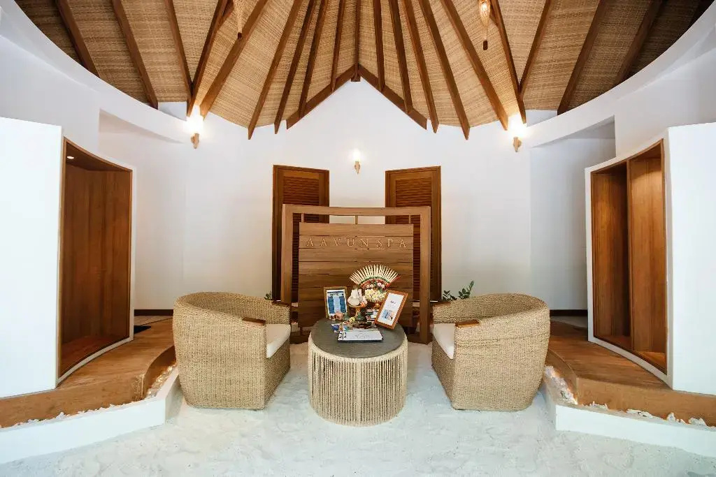 Makunudu Island- An Intimate Hideaway