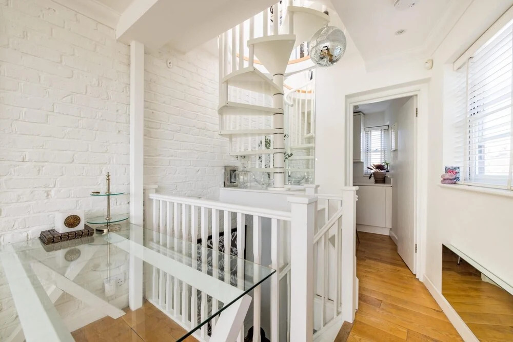 Unique Light-filled House - Primrose Hill