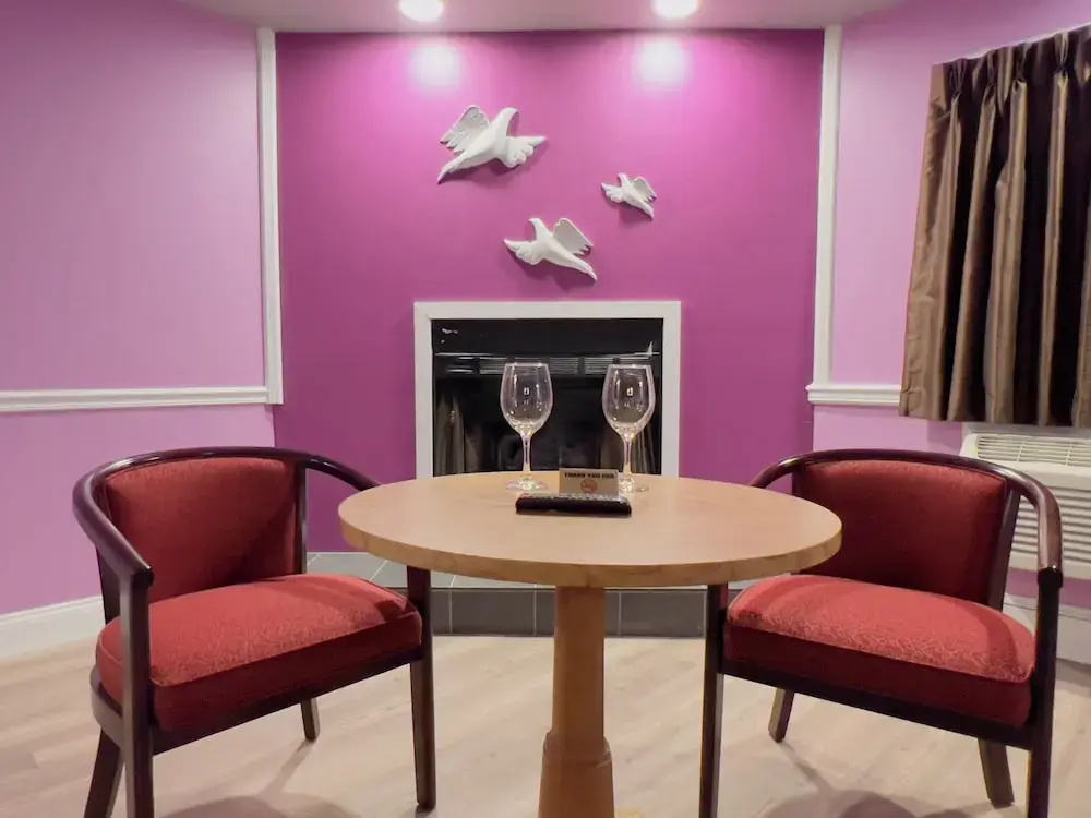 Inn of the Dove Harrisburg-Hershey Romantic Suites