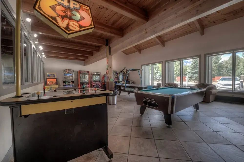 Perfect Getaway Cabin w/ Nearby Hike/bike Trails