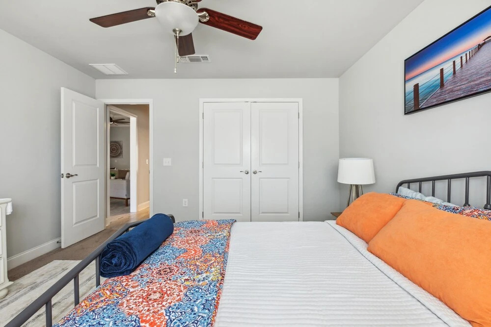 Family-friendly Oasis: Grilling & Outdoor Fun 4 Bedroom Home by RedAwning