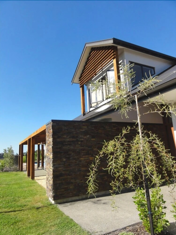 Pine Hill Lodge In Vineyard