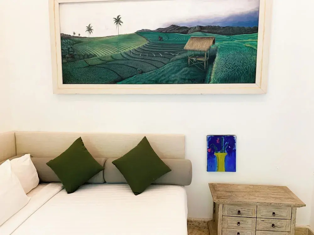 Tropical Oasis 2 BR Villa - Near Beach