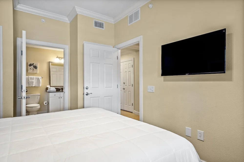Rvh_324r Centre Court Getaway 3 Bedroom Condo