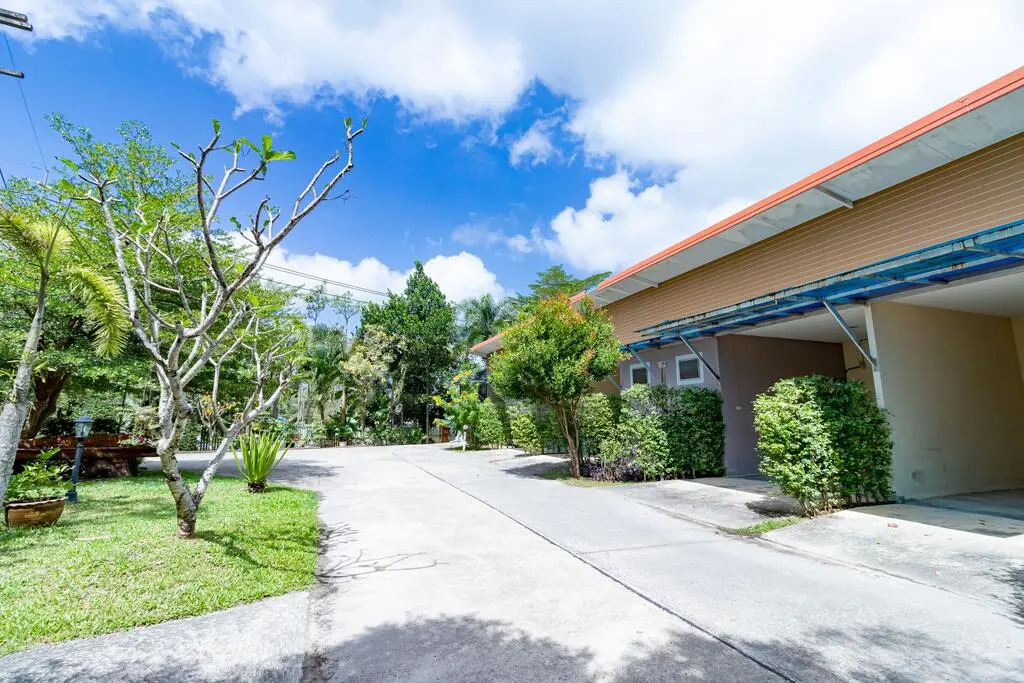 Ban Suan Chomdao Resort by ZUZU