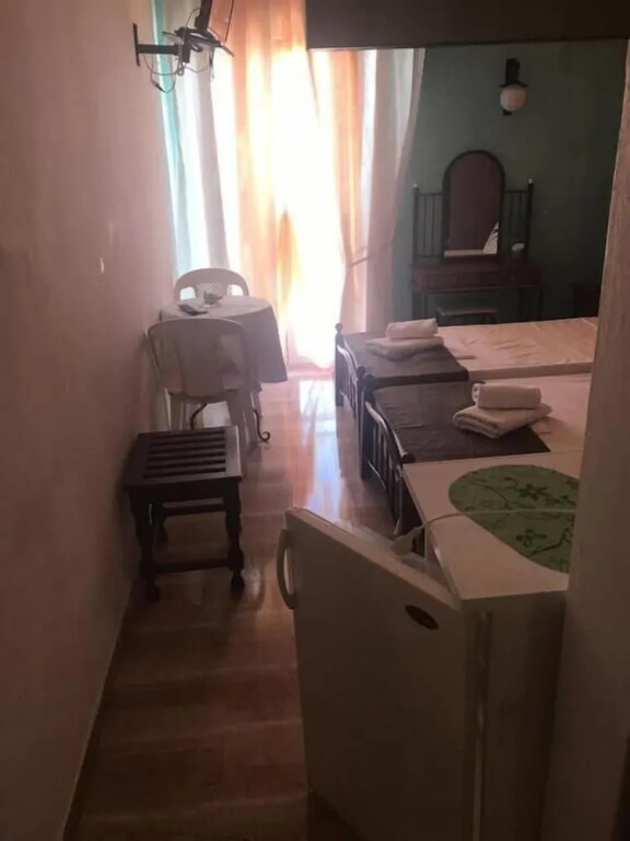 Angela - Zoi Rooms